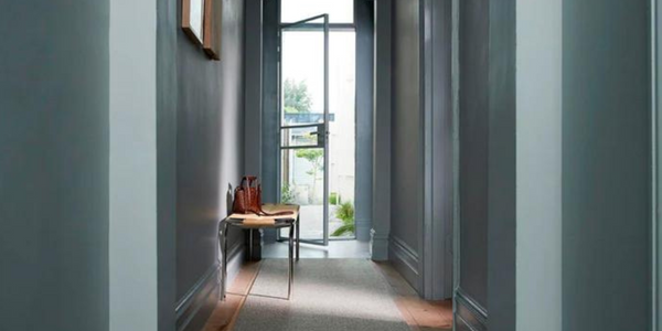 5 Hallway Rug Ideas To Define & Soften Entryways, Mudrooms, and Foyers